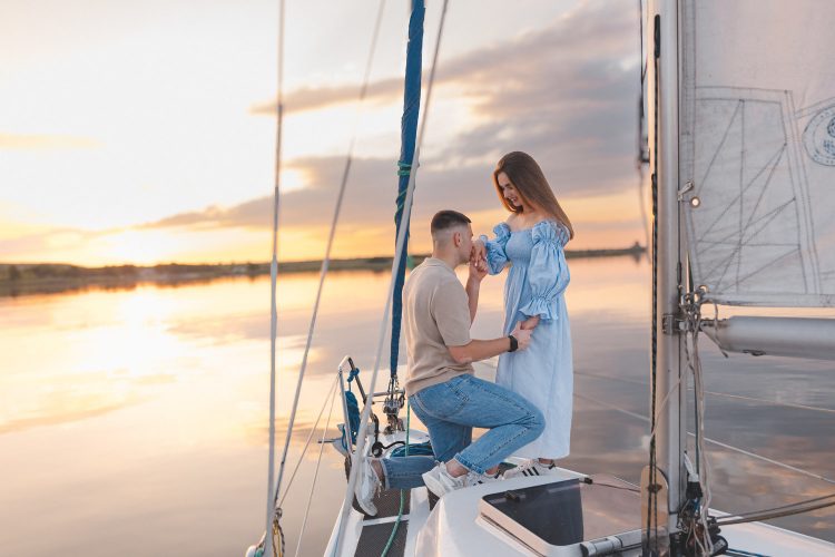 Романтичне освідчення на яхті