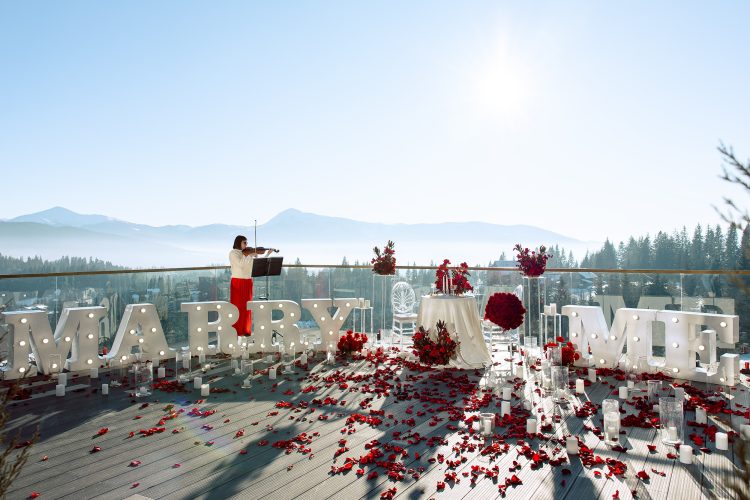 Чарівне освідчення в готелі Шпиці в Буковелі