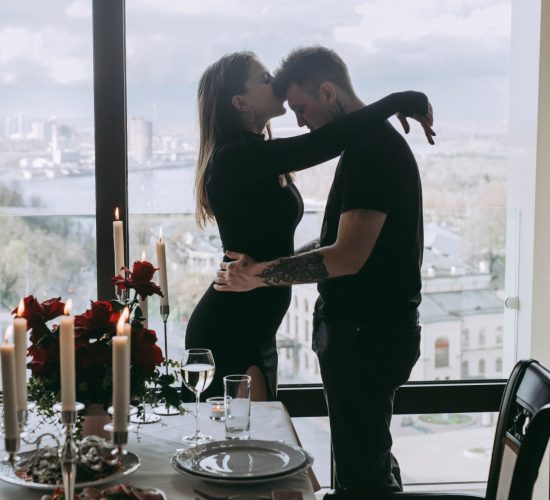 Романтичне освідчення з видом на Київ