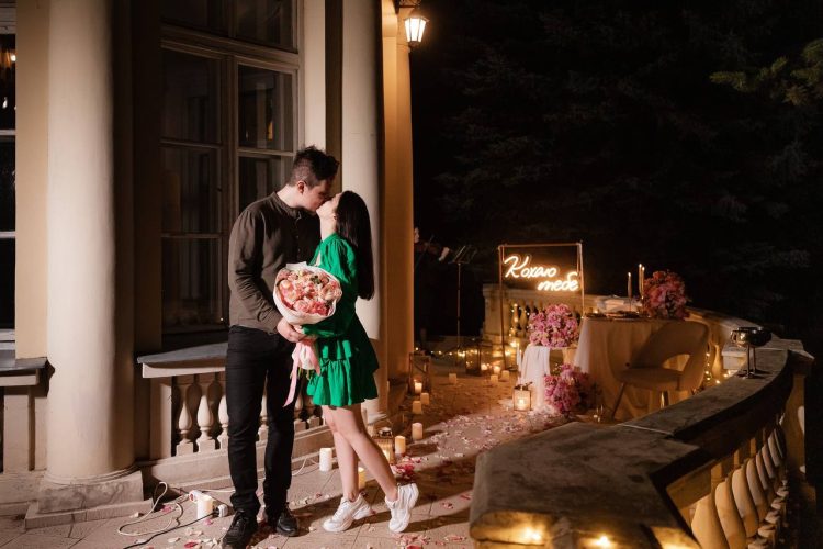 Вишукане побачення в маєтку Франка